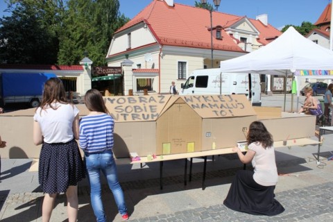 Festyn Budujemy Ludzi „Rodzinne świętowanie”