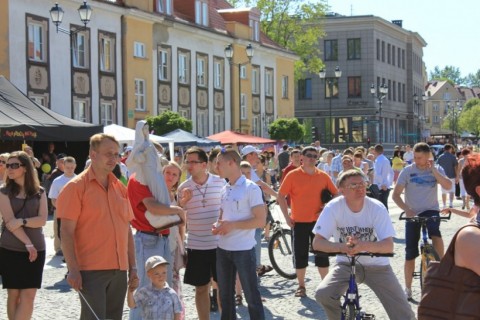 Festyn Budujemy Ludzi „Rodzinne świętowanie”