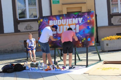 Festyn Budujemy Ludzi „Rodzinne świętowanie”