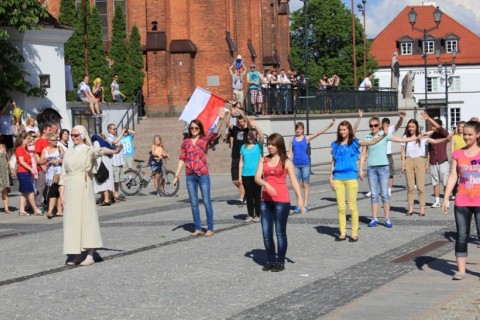 Festyn Budujemy Ludzi „Rodzinne świętowanie”