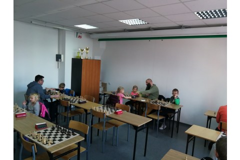 Zajęcia szachowe „Rodzice z dziećmi”