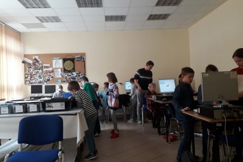 Warsztaty dla dzieci z robotyki