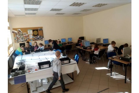 Warsztaty dla dzieci z robotyki