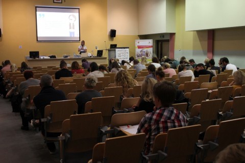 SKUTECZNE RODZICIELSTWO BEZ KAR I NAGRÓD
