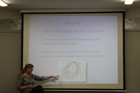 O czym mówią rysunki dzieci - jak zrozumieć twórczość małych artystów.