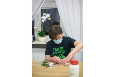 WARSZTATY RODZINNE - OZDOBY ŚWIĄTECZNE DECOUPAGE