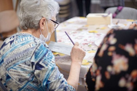 Warsztaty decoupage dla dorosłych „Chustecznik”