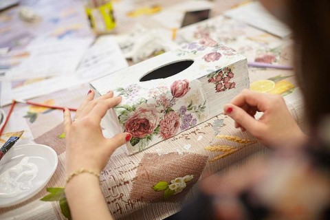 Warsztaty decoupage dla dorosłych „Chustecznik”