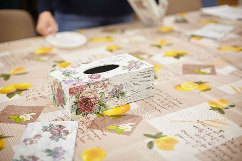Warsztaty decoupage dla dorosłych „Chustecznik”