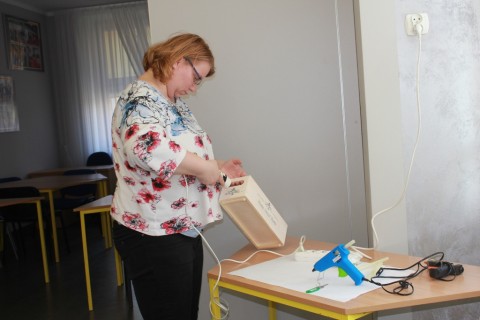 Warsztaty decoupage dla dorosłych „Skrzynka na zioła”