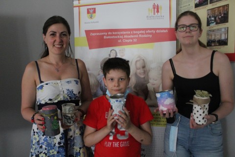 Warsztaty kreatywne „Drugie życie metalowej puszki”