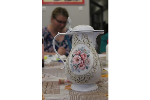 Warsztaty decoupage dla dorosłych „Romantyczna konewka”