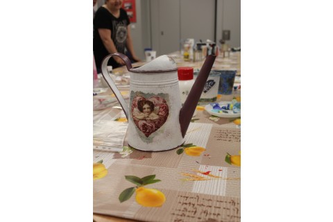 Warsztaty decoupage dla dorosłych „Romantyczna konewka”