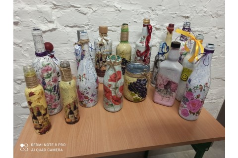 Warsztaty decoupage dla początkujących „Spękania na szklanej butelce