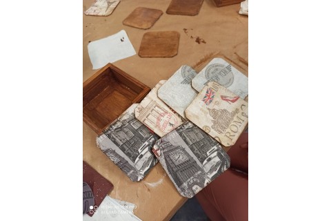 Warsztaty decoupage dla początkujących - „Podkładki pod kubki - miasta”