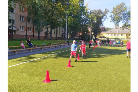 ZAJĘCIA SPORTOWE DLA DZIECI KLAS III-VI
