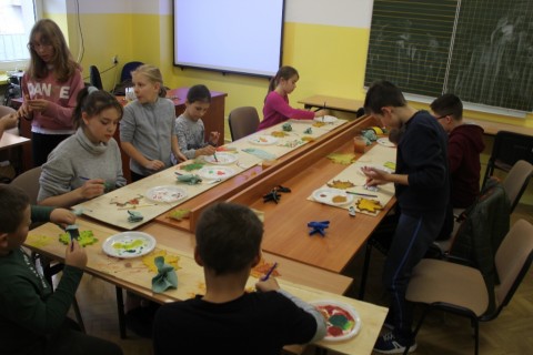 Warsztaty dla dzieci „Zabawy z drewnem” 1