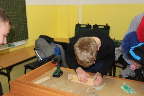 Warsztaty dla dzieci „Zabawy z drewnem” 3