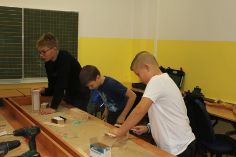 Warsztaty dla dzieci „Zabawy z drewnem” 3