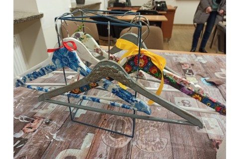 WARSZTATY DECOUPAGE DLA POCZĄTKUJĄCYCH - „NOWE ŻYCIE WIESZAKA”