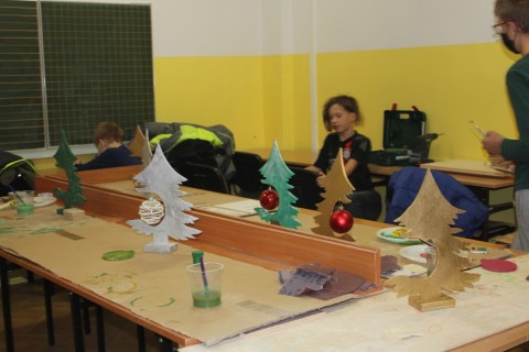 WARSZTATY DLA DZIECI „ZABAWY Z DREWNEM” 5