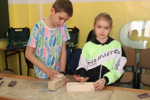 Warsztaty dla dzieci „Zabawy z drewnem”