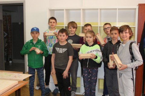 Warsztaty dla dzieci „Zabawy z drewnem”