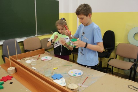 Warsztaty dla dzieci „Zabawy z drewnem” 3