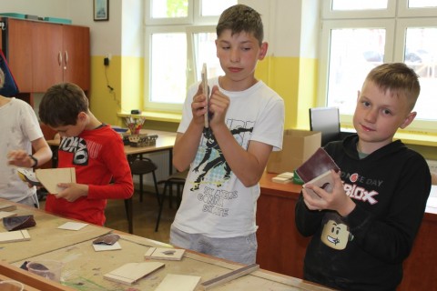 Warsztaty dla dzieci „Zabawy z drewnem” 5