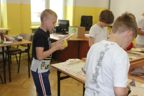 Warsztaty dla dzieci „Zabawy z drewnem” 5