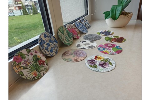 Warsztaty decoupage - podkładki z płyt CD