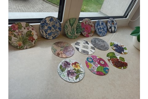 Warsztaty decoupage - podkładki z płyt CD