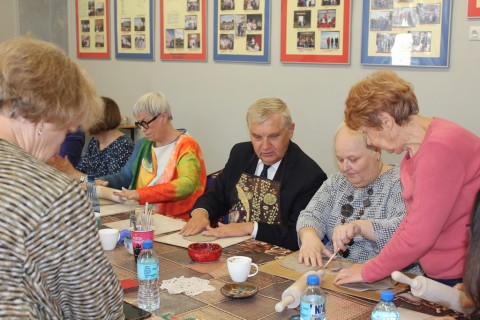 Warsztaty z garncarstwa dla seniorów