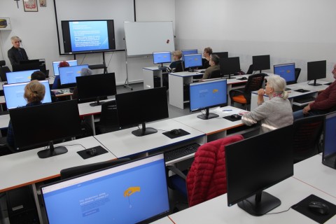 Warsztaty komputerowe dla seniorów