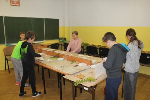 Warsztaty dla dzieci „Zabawy z drewnem” 2