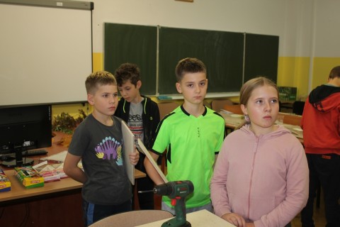 Warsztaty dla dzieci „Zabawy z drewnem” 2