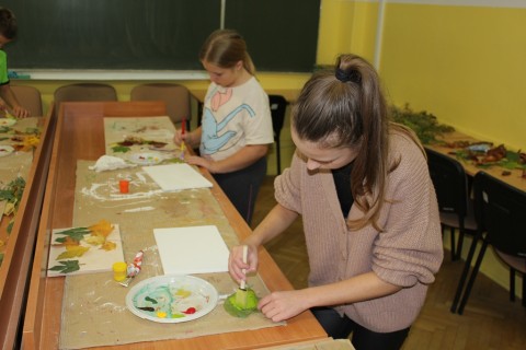 Warsztaty dla dzieci „Zabawy z drewnem” 2