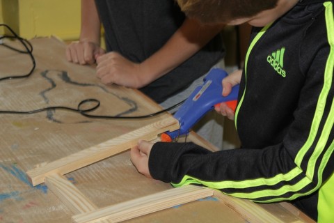 Warsztaty dla dzieci „Zabawy z drewnem” 4