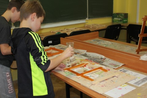 Warsztaty dla dzieci „Zabawy z drewnem” 4
