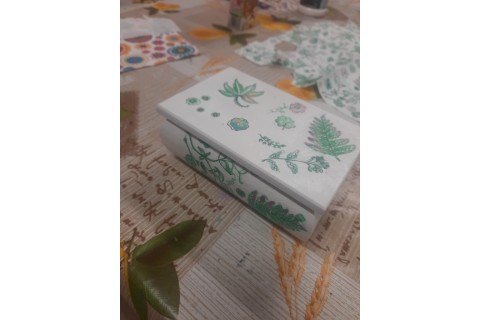 Warsztaty integracyjne decoupage 