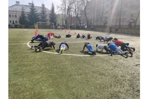 ZAJĘCIA SPORTOWE DLA DZIECI KLAS 0 - IV