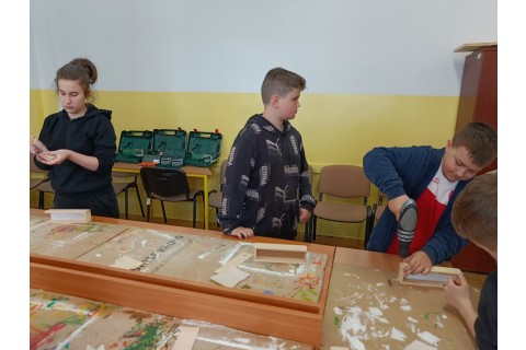 Warsztaty dla dzieci 10+ „Zabawy z drewnem” 2