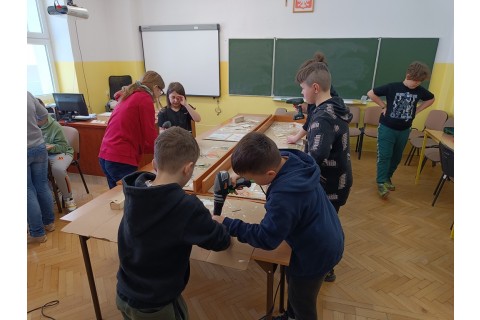 Warsztaty dla dzieci 10+ „Zabawy z drewnem” 2
