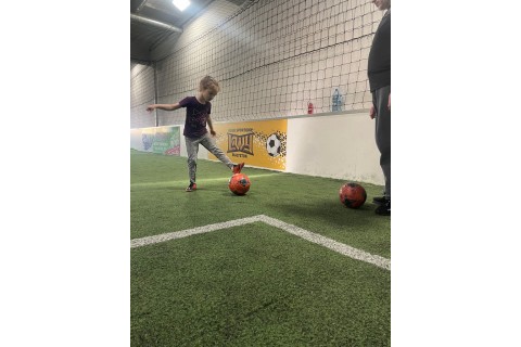 Zajęcia ogólnorozwojowe dla dzieci 2 - 3 lata  - 6.05.2023 r.