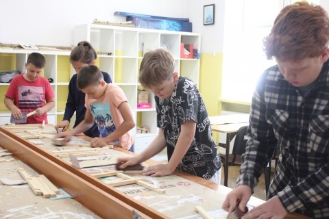 Warsztaty dla dzieci 10+ „Zabawy z drewnem”