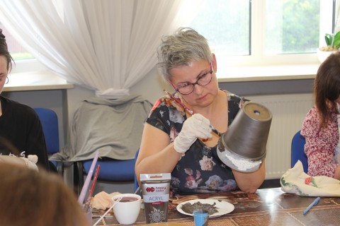 Warsztaty decoupage - donica w starym stylu