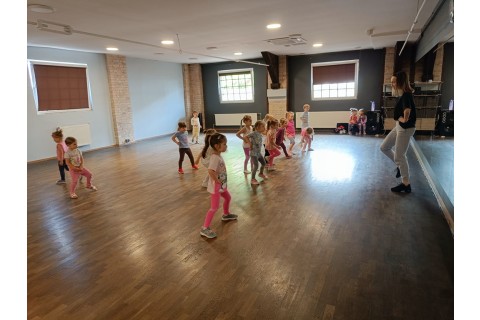 Zajęcia Rytmodance dla dzieci 4-5,5 lat cz. 4