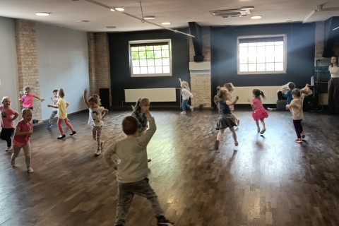 Zajęcia Rytmodance dla dzieci 4-5,5 lat cz. 5