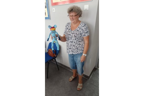 Charytatywna akcja szycia małpek