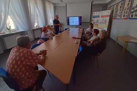 „Sprzedać za wszelką cenę” spotkanie z cyklu „Bezpieczny senior”